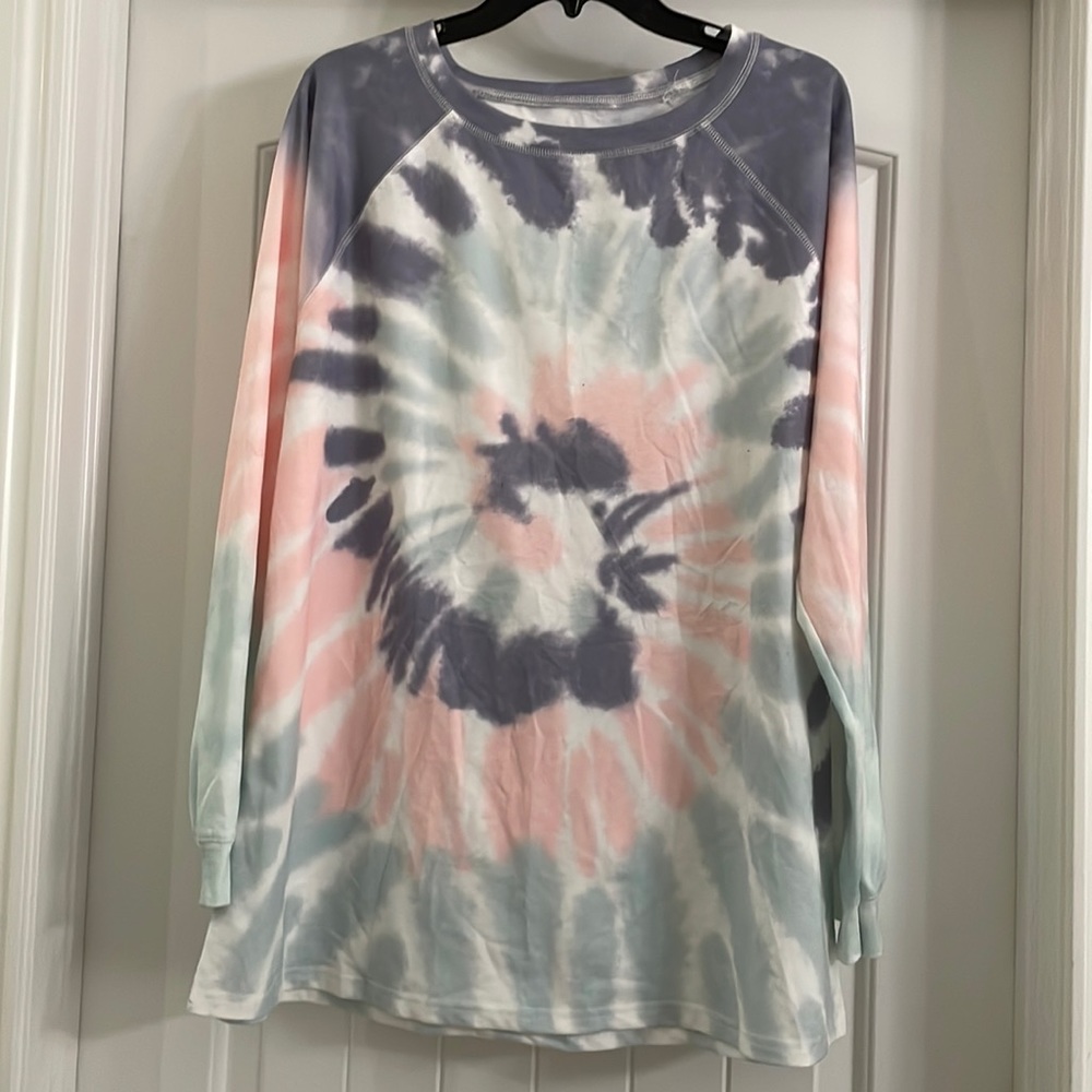 🔥 2 for $15! 
Tie Dye Sweater